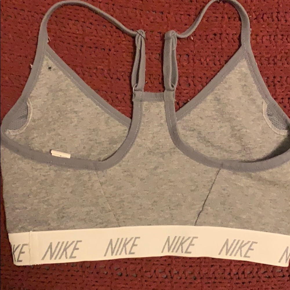 Nike size S Sports Bra - Picture 2 of 2